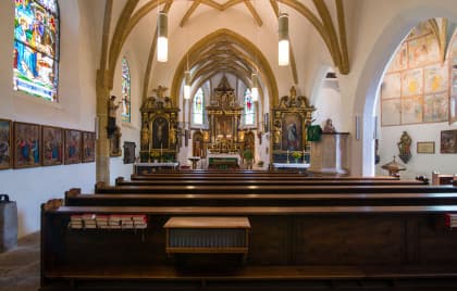 Heilige Namen, schaurige Geschichten